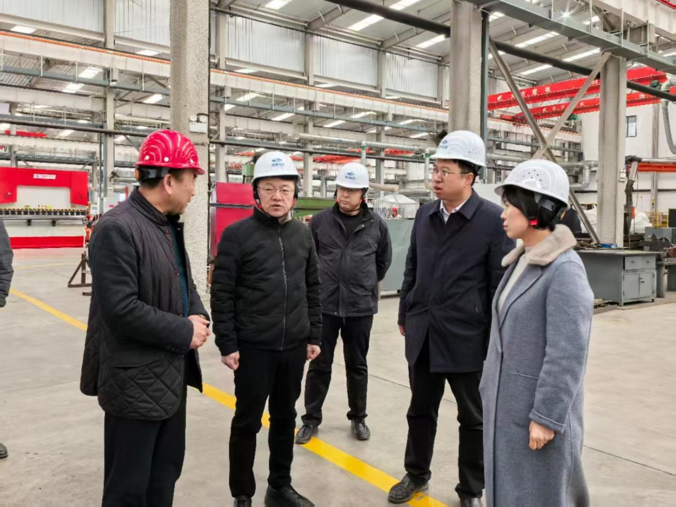 The district party secretary visited the company for inspection
