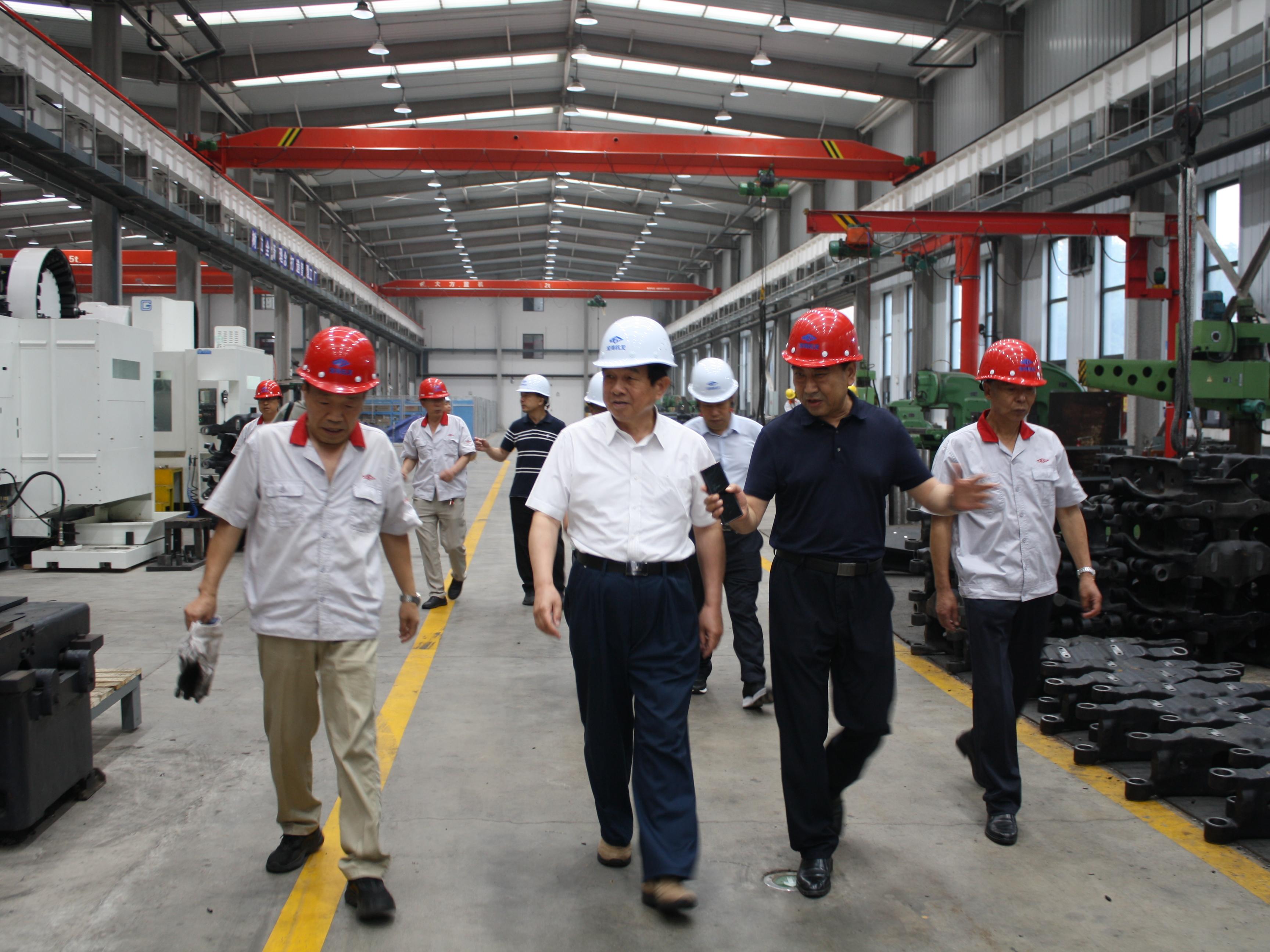 The chairman of the industry association visited the company