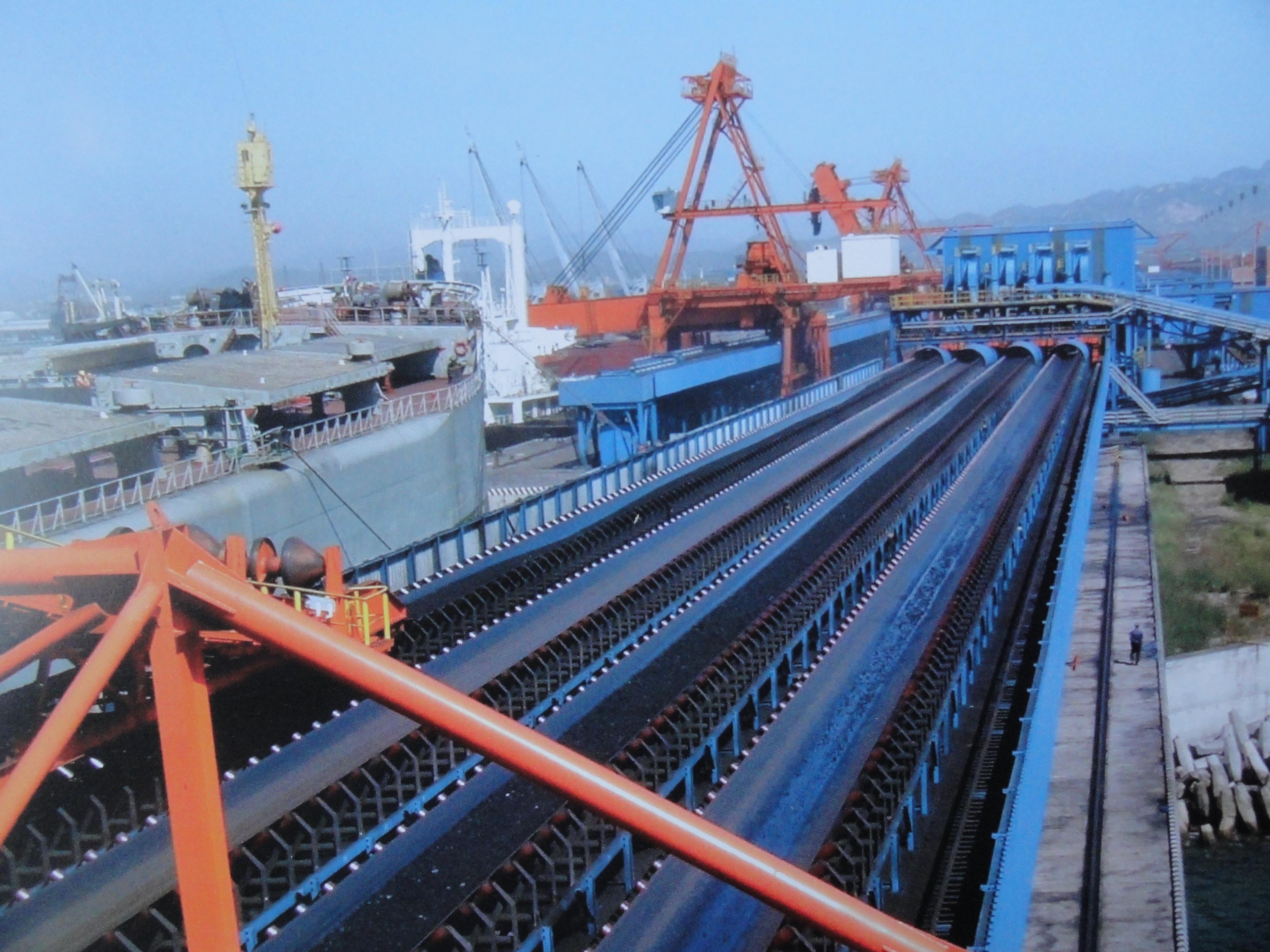 Mining belt conveyor belt deviation: hazard analysis and prevention guidelines